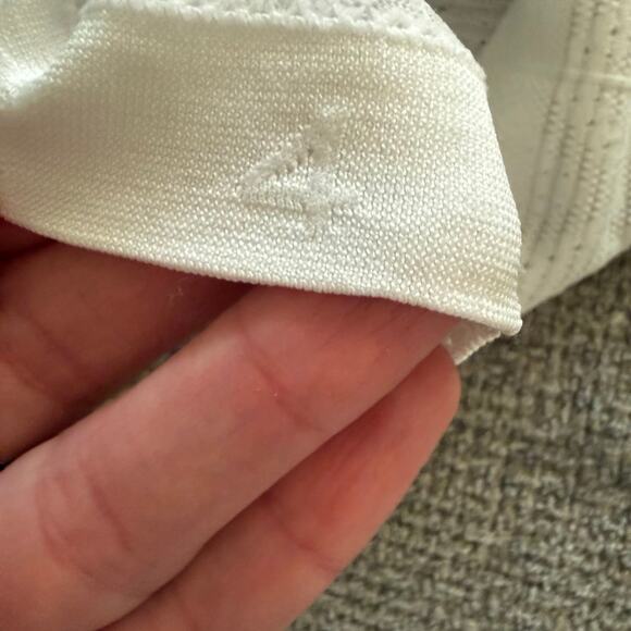 Lululemon Swiftly Pointelle white-4 - Picture 8 of 8